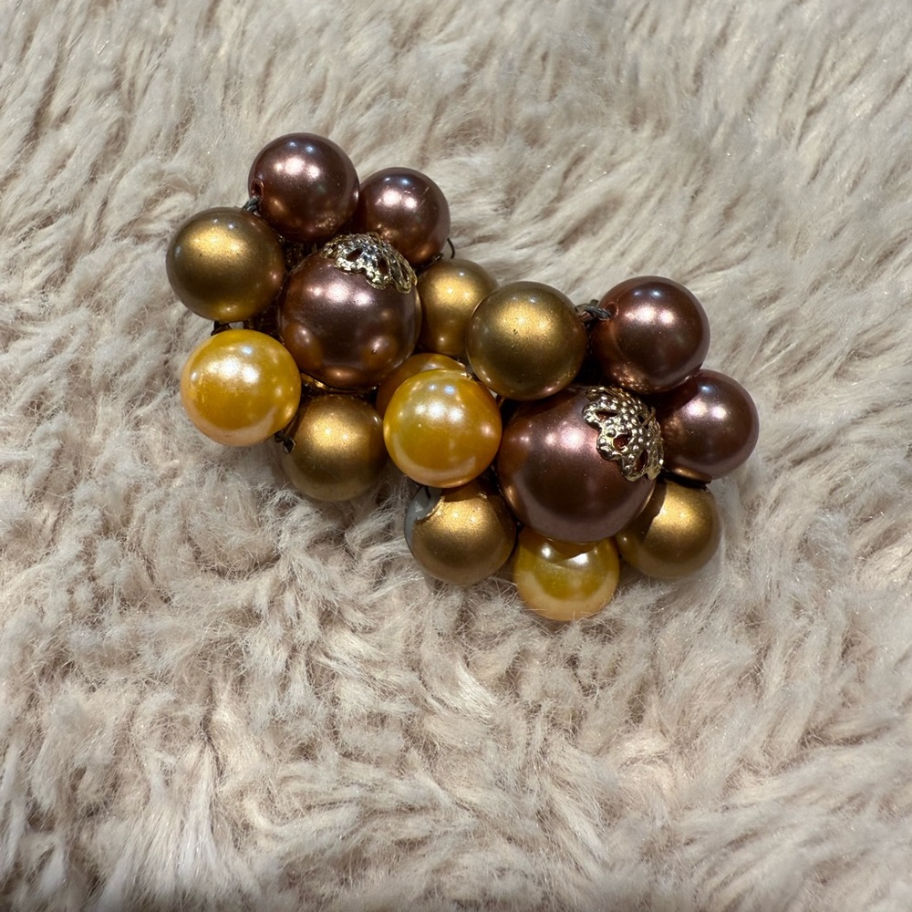 Vintage Brown Bronze Faux Pearl Cluster Clip-On Earrings By Japan Signed Gold